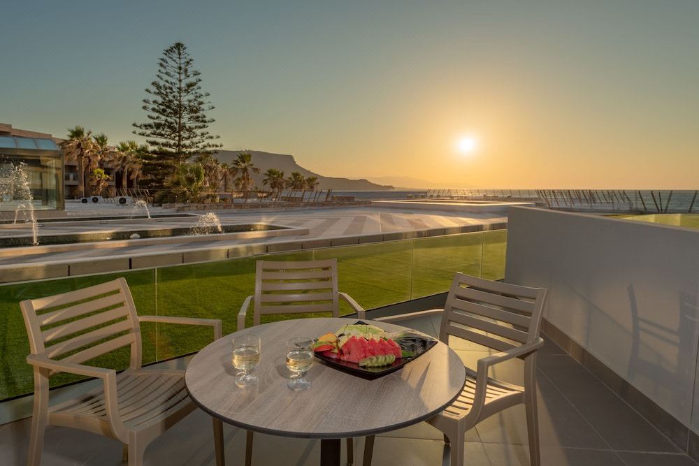 Photo of Patio Balcony in Vathianos Kampos
