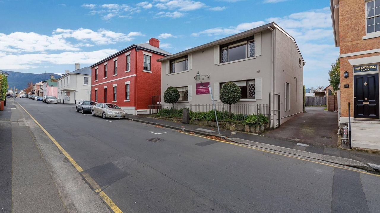Photo of Buildings in Battery Point