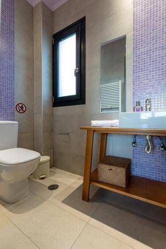 Photo of Bathroom in Agios Myronas