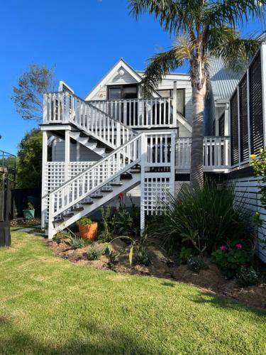 Photo of Buildings in Waiheke Island