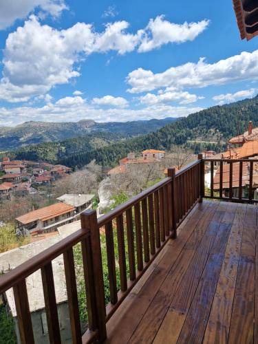 Photo of Patio Balcony in Valtesiniko