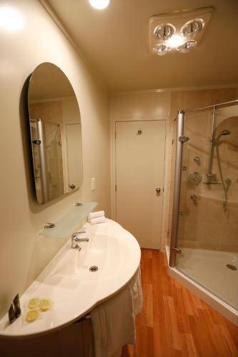 Photo of Bathroom in Ohakune