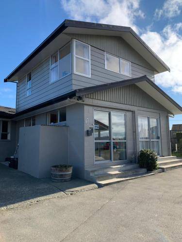 Photo of Buildings in Waimate