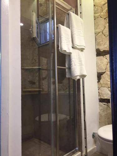 Photo of Bathroom in Nea Mesagkala