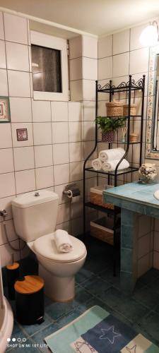 Photo of Bathroom in Alonia