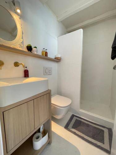 Photo of Bathroom in Platis Gialos