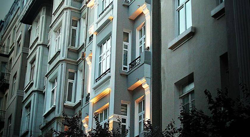 Photo of Buildings in Cihangir