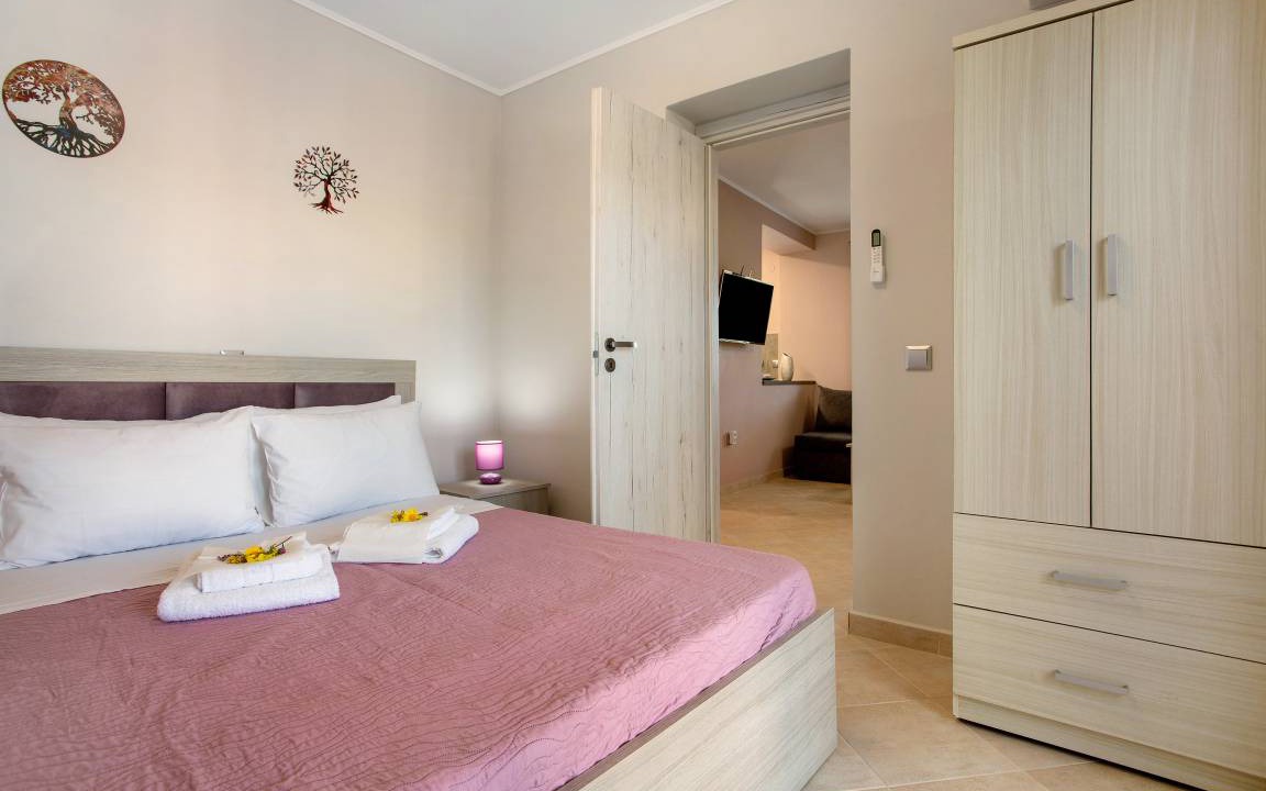Photo of Bedroom in Elation