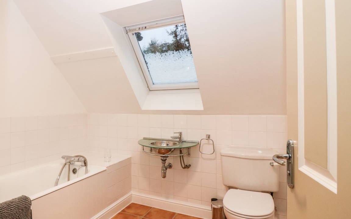 Photo of Bathroom in Maryculter
