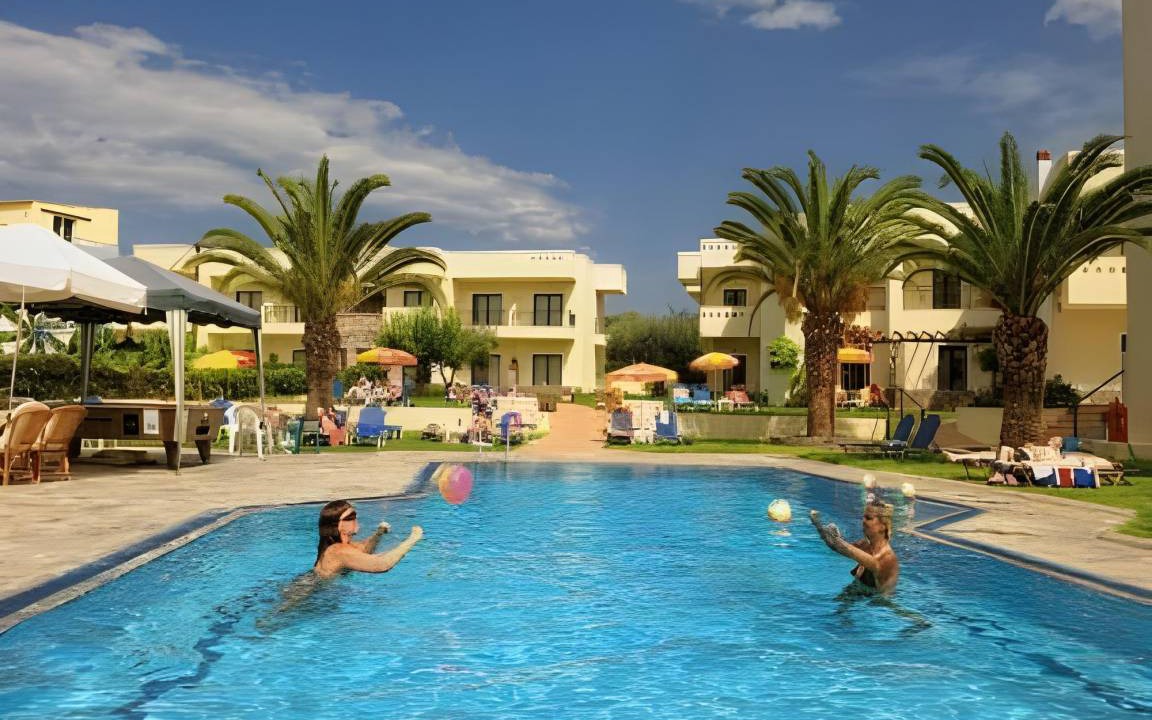 Photo of Others in Malia