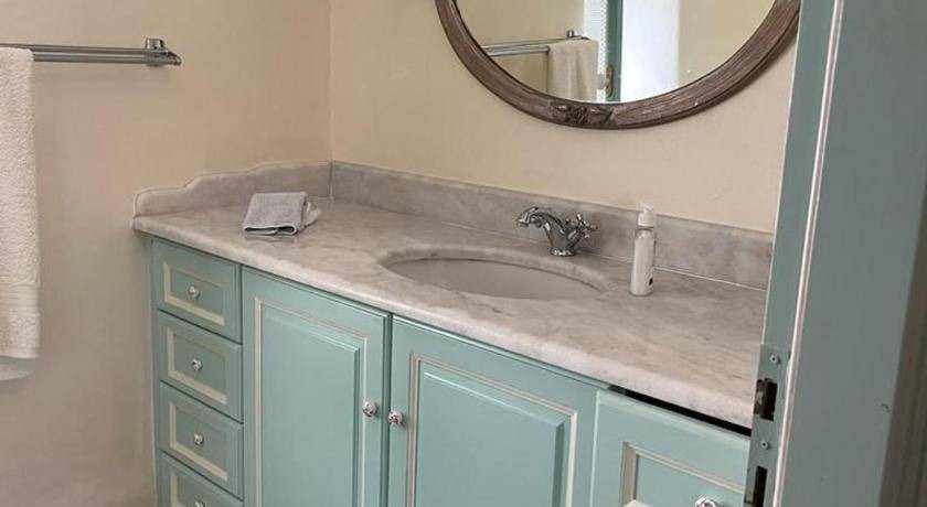 Photo of Bathroom in Exomvourgo