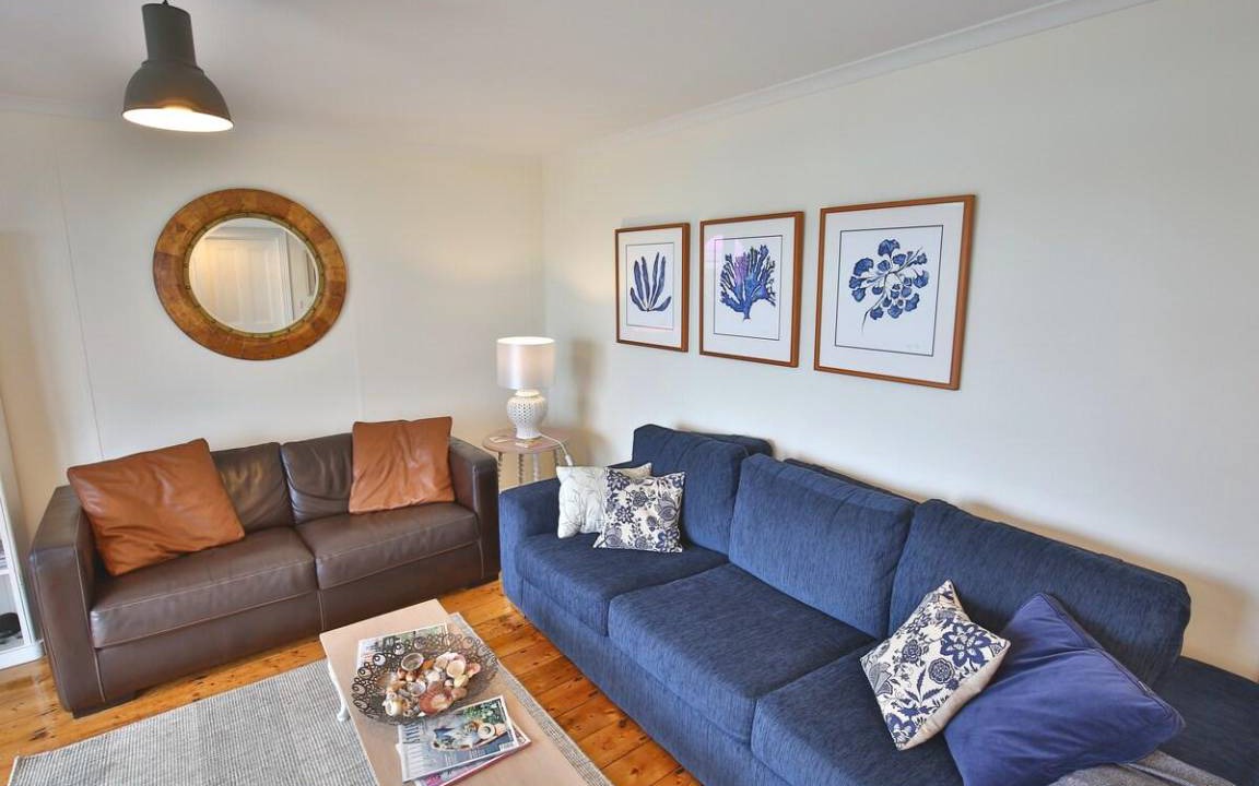 Photo of Livingroom in Stanley