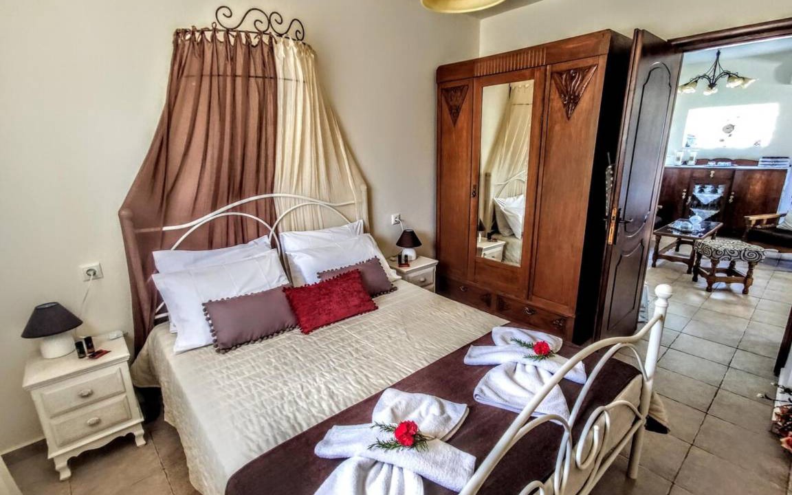 Photo of Bedroom in Loulos