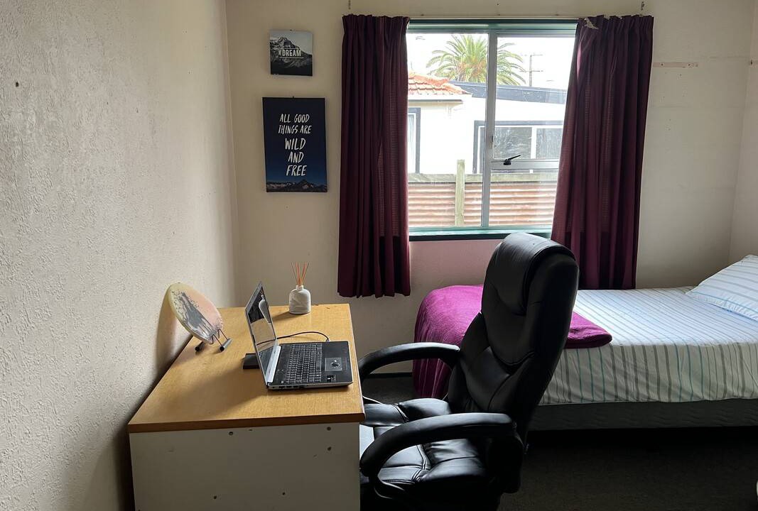 Photo of Bedroom in Hannahs Bay