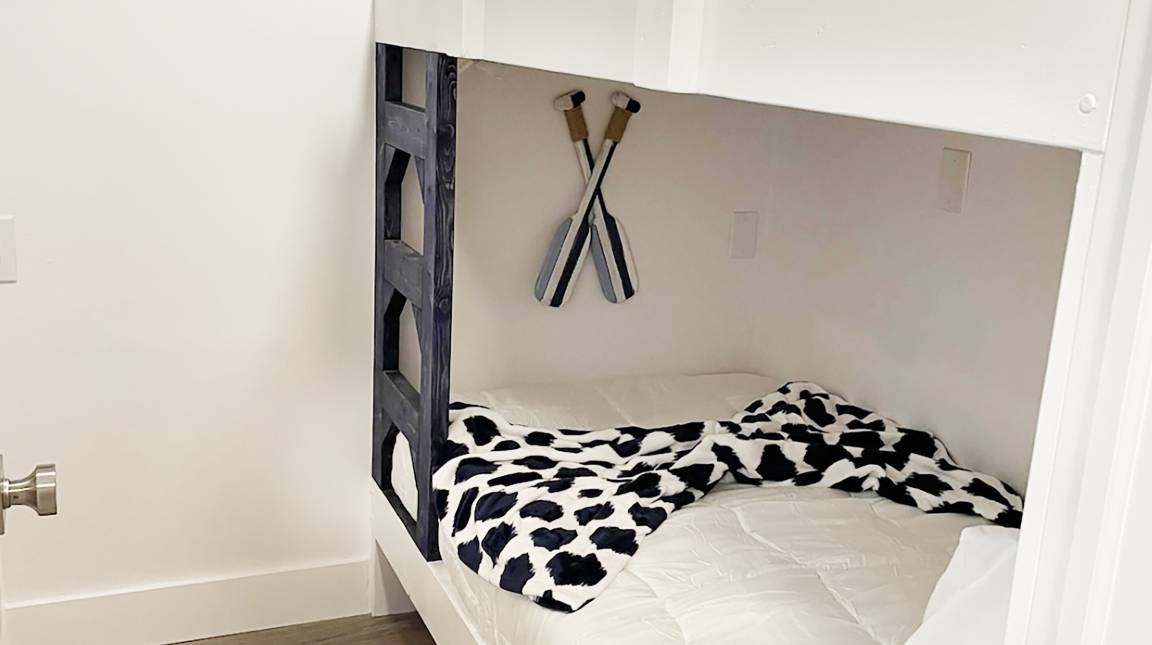 Photo of Others in Holiday Isle