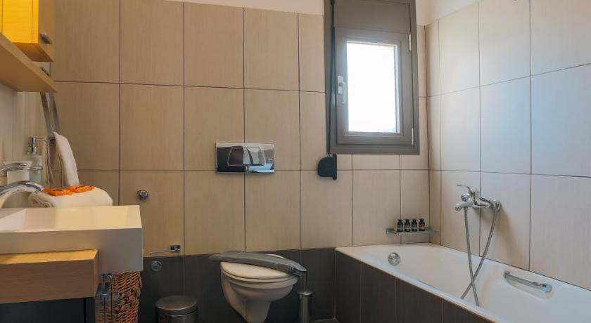 Photo of Bathroom in Karavomylos