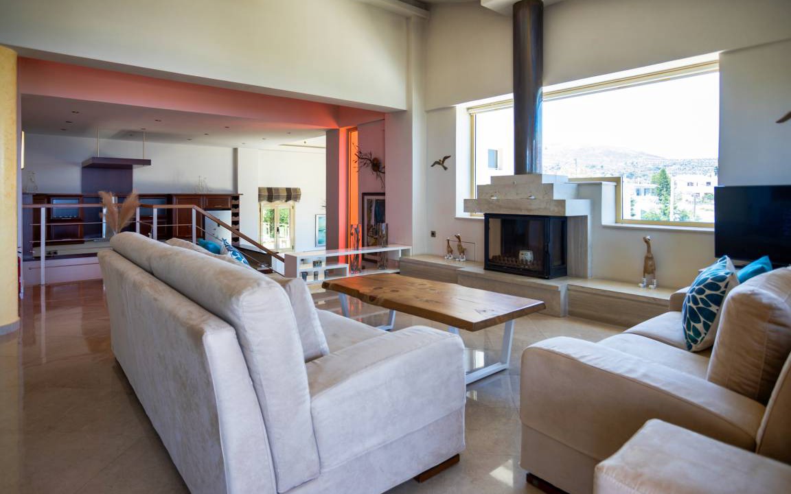 Photo of Livingroom in Roussospiti