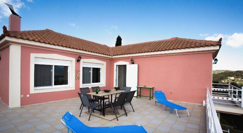 Photo of Patio Balcony in Paliki
