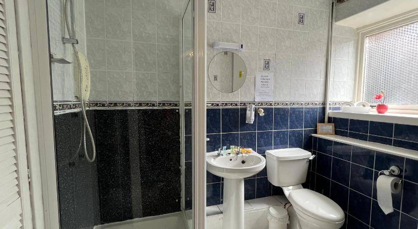 Photo of Bathroom in Coldstream