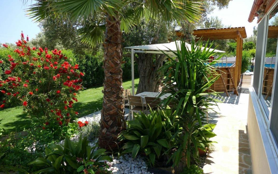 Photo of Others in Marathon