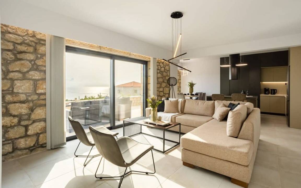 Photo of Others in Lefktron