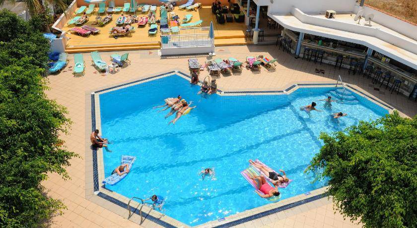 Photo of Others in Malia