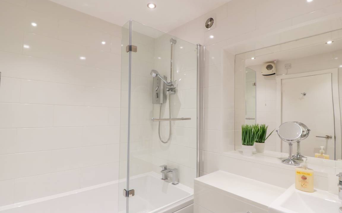 Photo of Bathroom in Largs