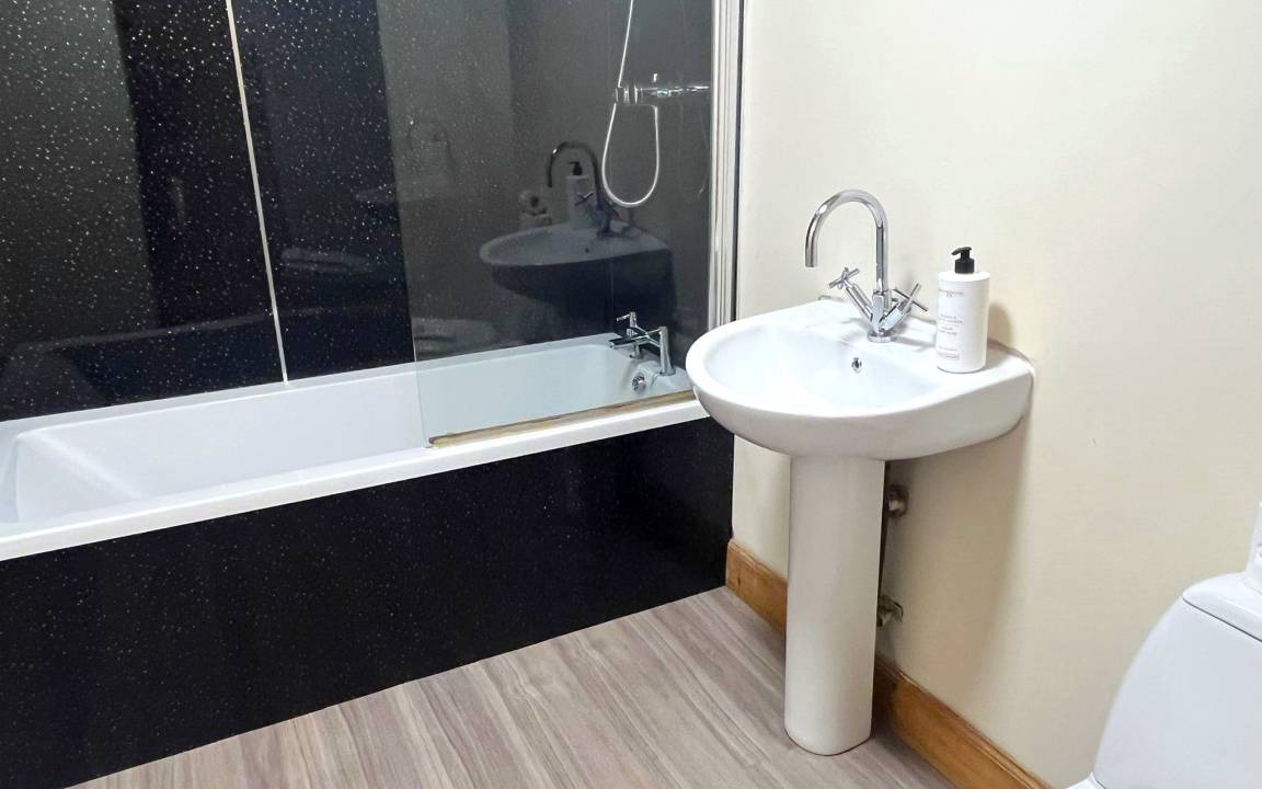 Photo of Bathroom in Gilmerton