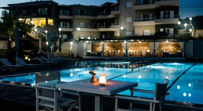 Photo of Others in Foinikounta