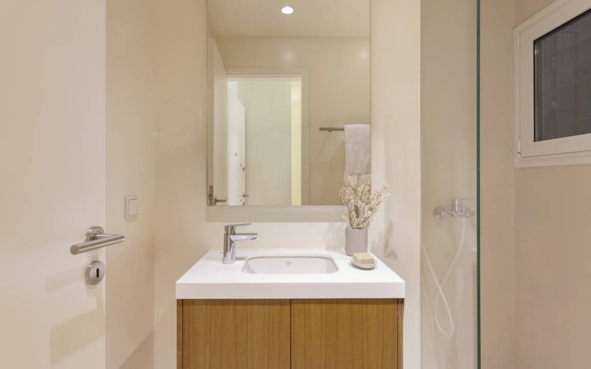 Photo of Bathroom in Omonia