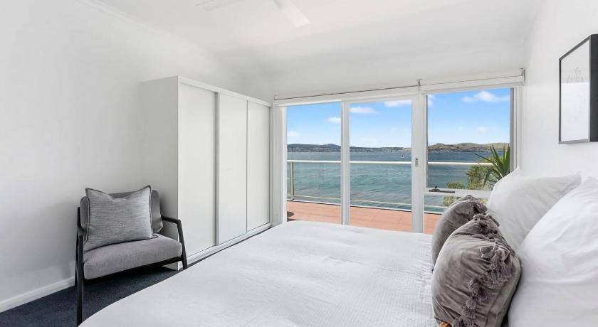 Photo of Others in Sandy Bay