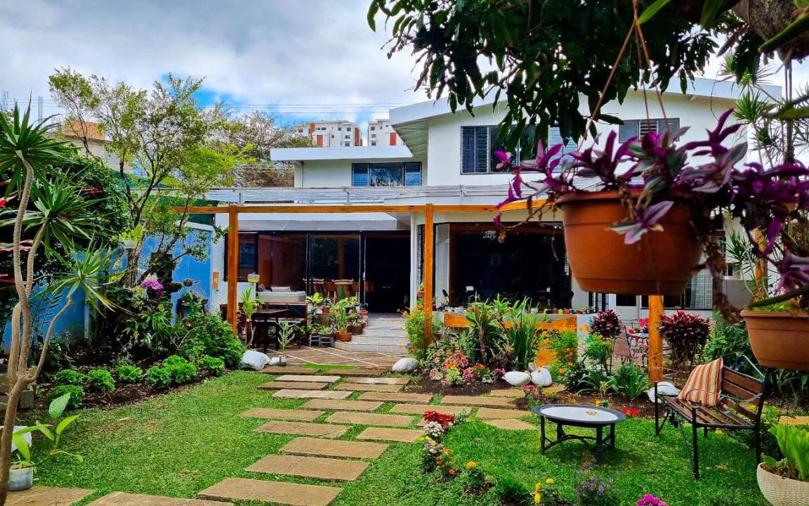 Photo of Buildings in Mata Redonda