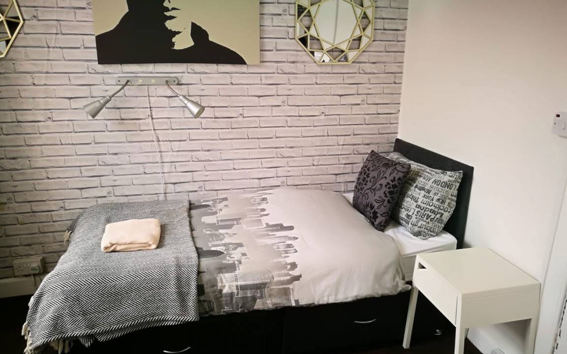 Photo of Bedroom in Tollcross