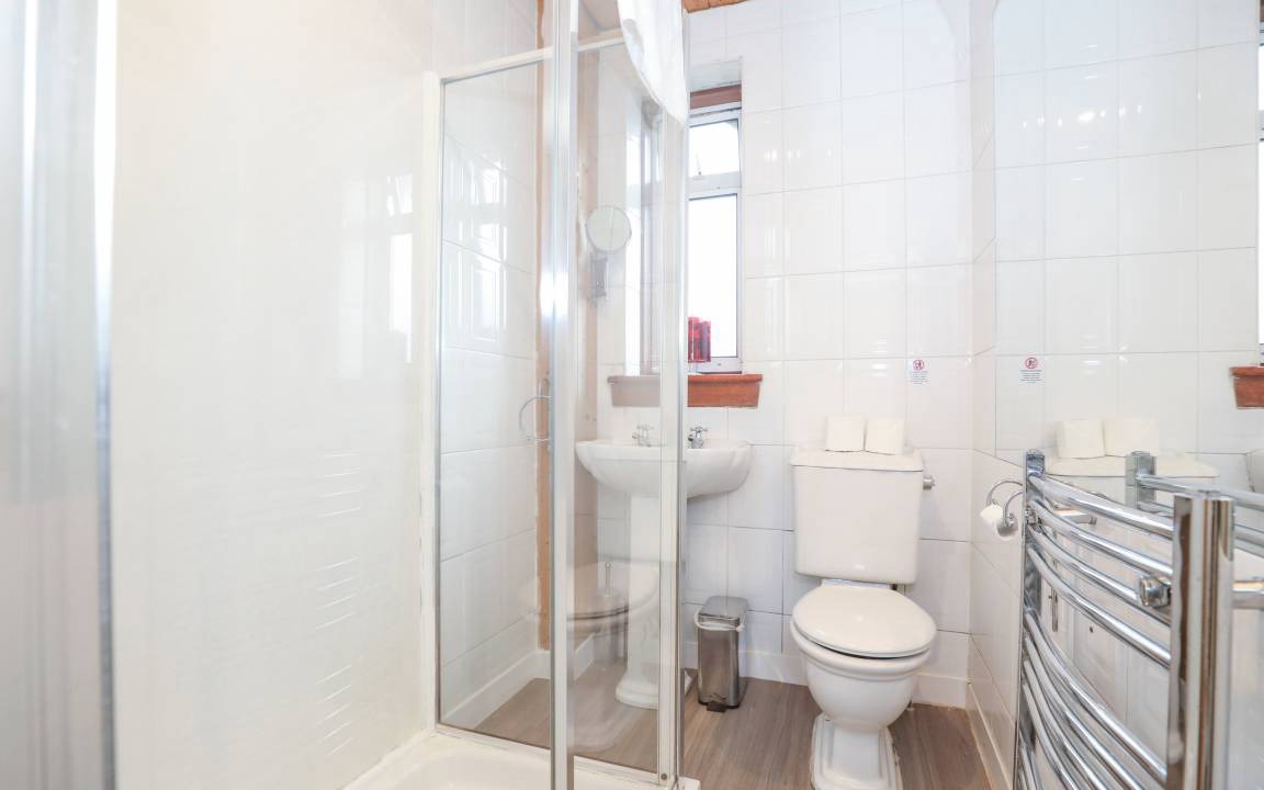 Photo of Bathroom in Gilmerton