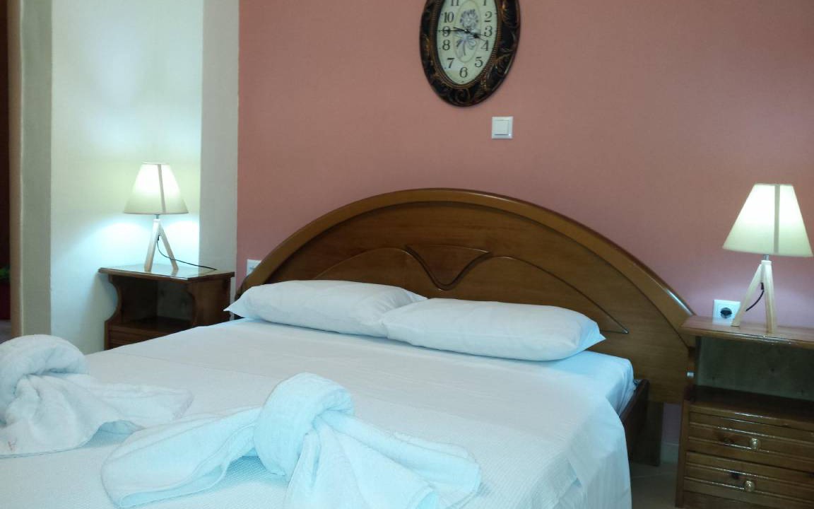 Photo of Bedroom in Kato Stalos