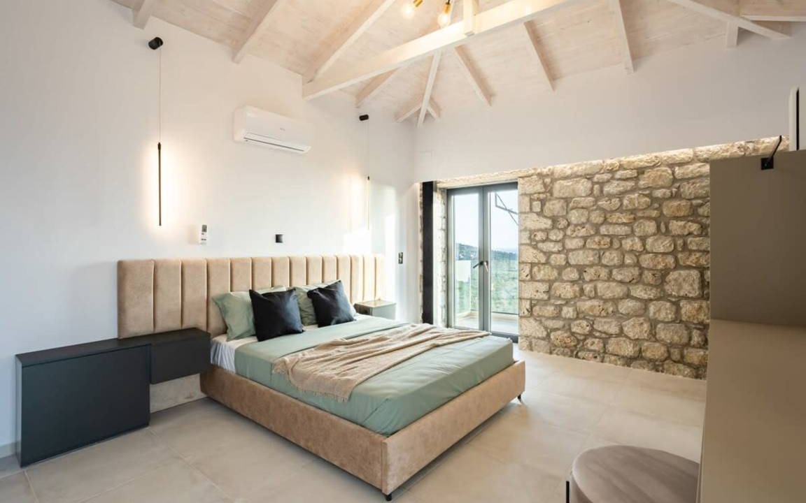 Photo of Others in Lefktron