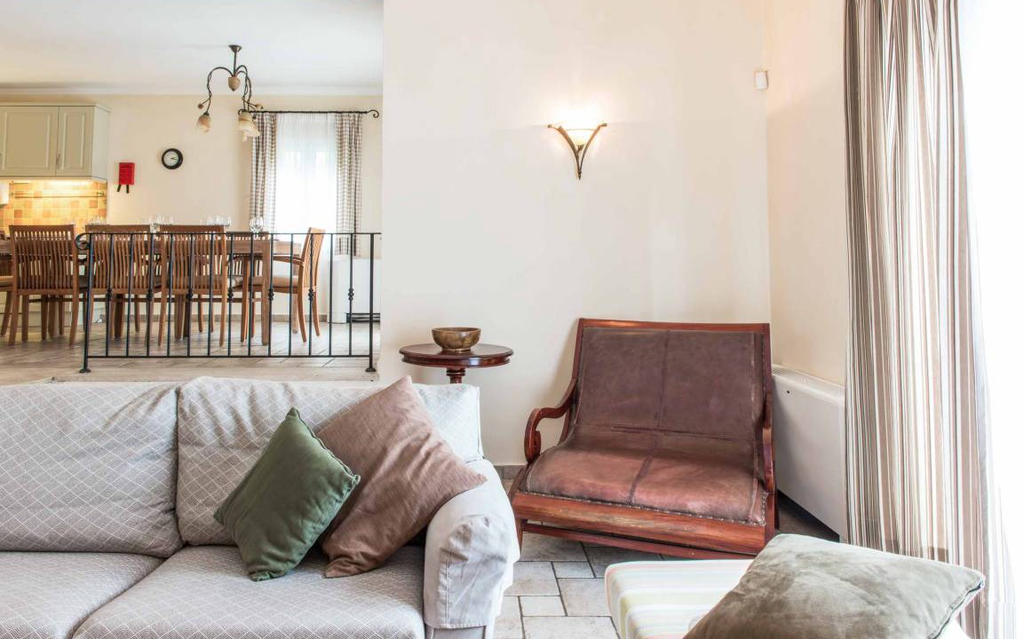 Photo of Others in Gimari