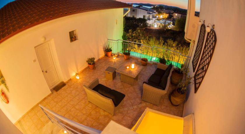 Photo of Patio Balcony in Nikita
