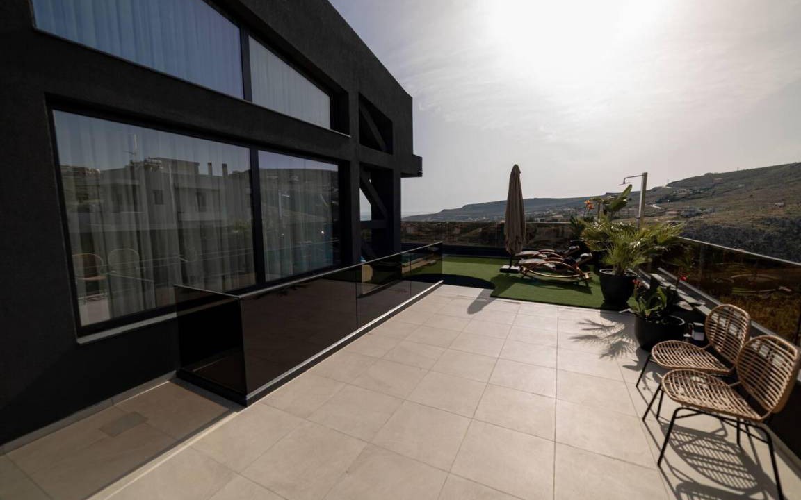 Photo of Patio Balcony in Vathianos Kampos
