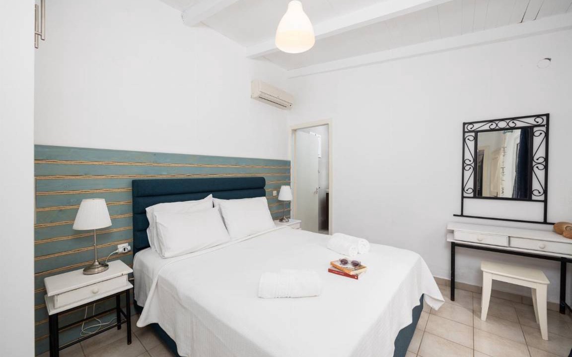 Photo of Bedroom in Longos