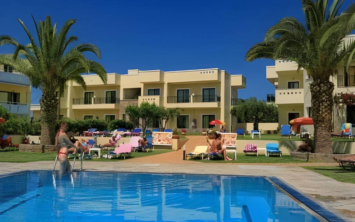 Photo of Others in Malia