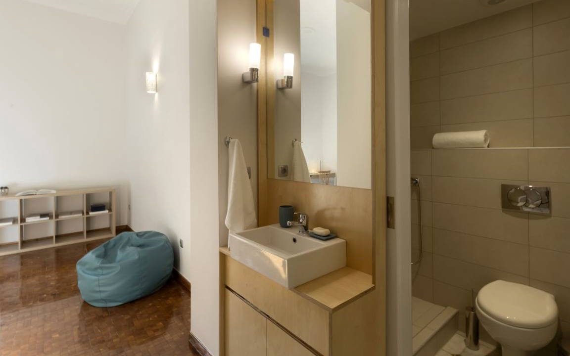 Photo of Bathroom in Platia Viktorias