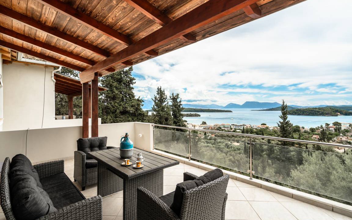 Photo of Patio Balcony in Perigiali