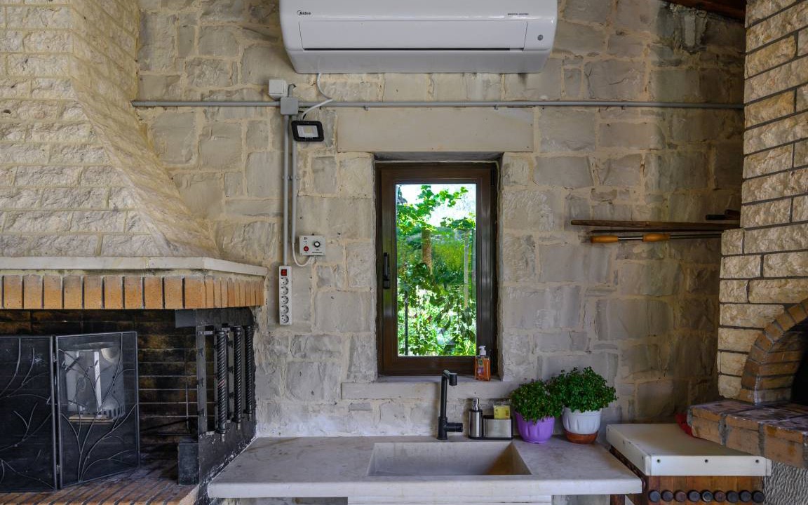 Photo of Others in Kirianna