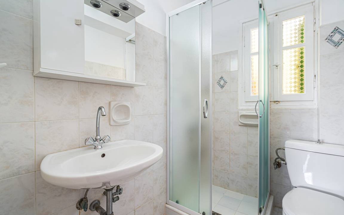 Photo of Bathroom in Vathy