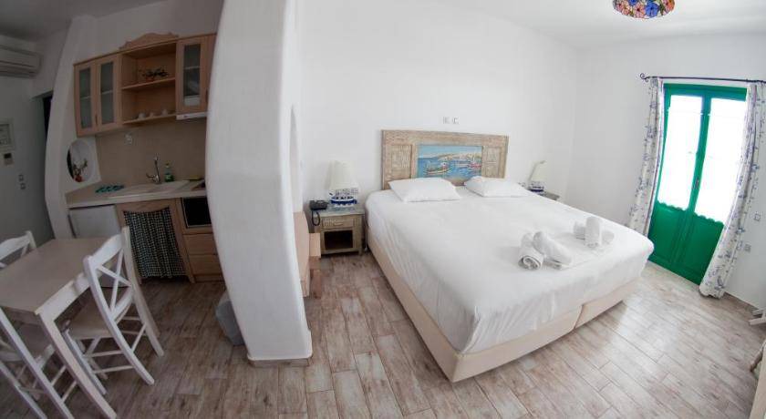 Photo of Bedroom in Foinikounta