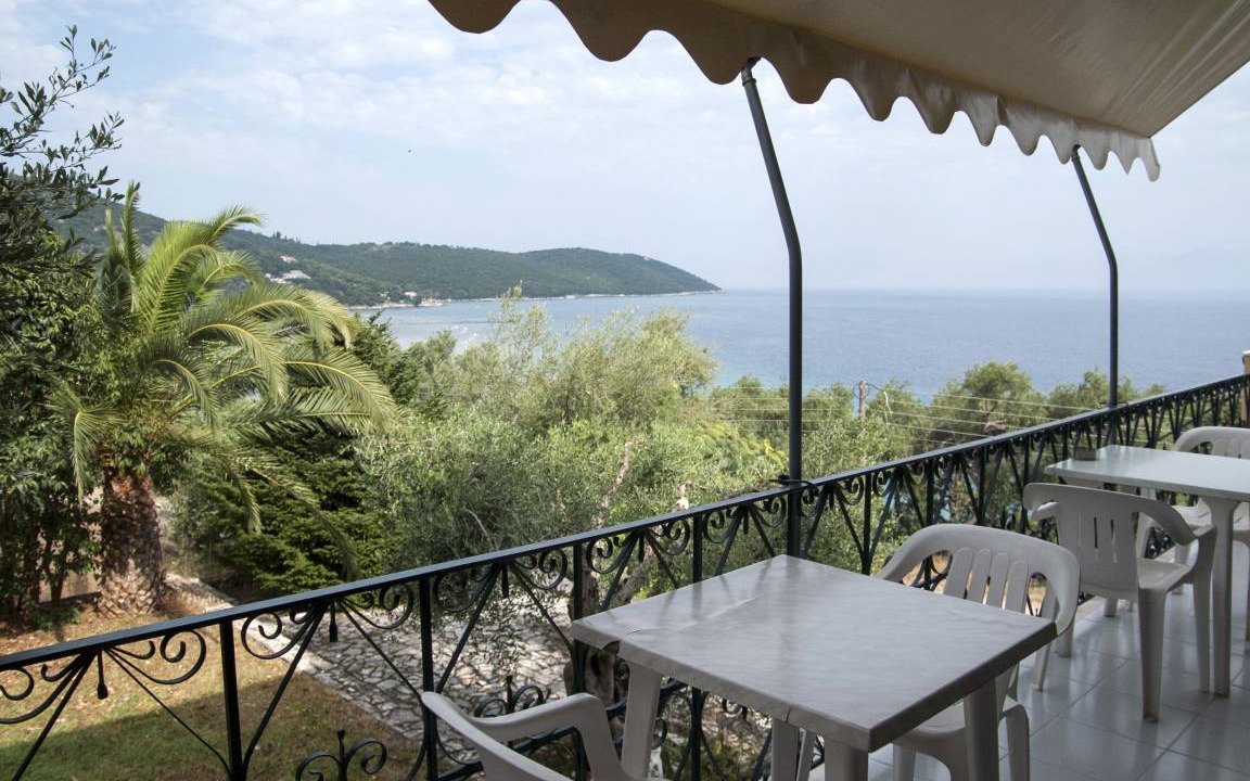Photo of Patio Balcony in Apraos