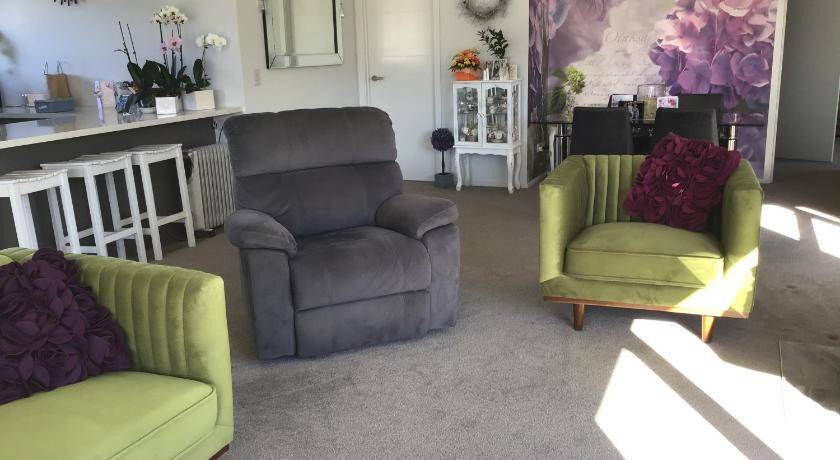 Photo of Livingroom in Lowburn