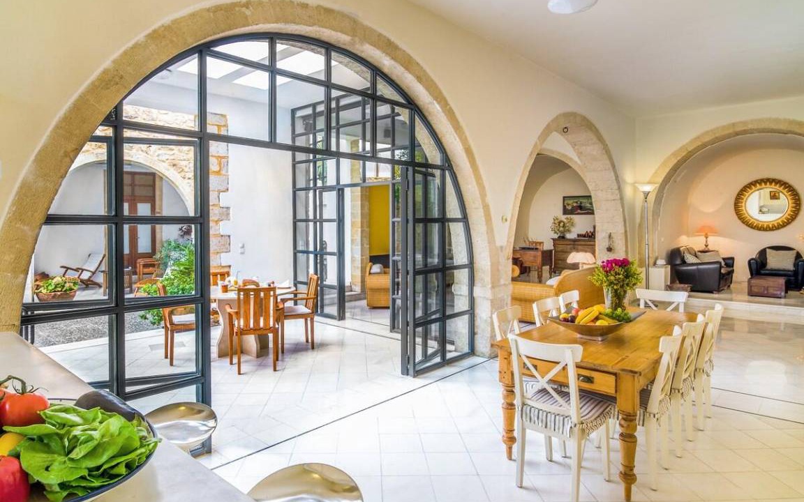 Photo of Others in Maroulas