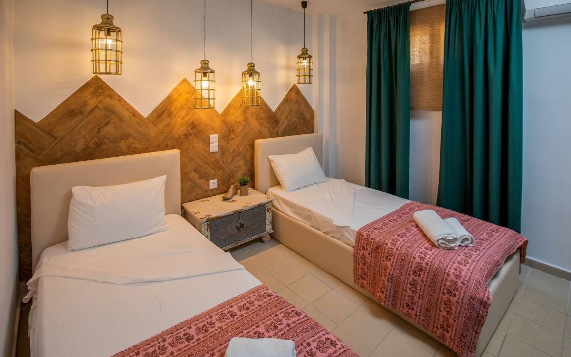 Photo of Bedroom in Tselendata